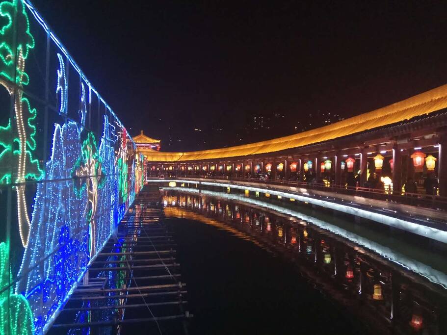 大唐芙蓉夜景!很美哦!