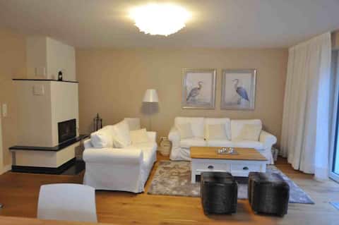 Luxury vacation home by the dune forest, beach access, sauna