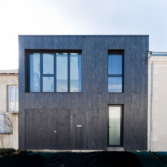 Maison d'architecte bois, quartier d'échoppes, Bordeaux nord.