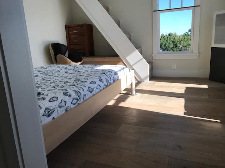 غرفة نوم الضيف 