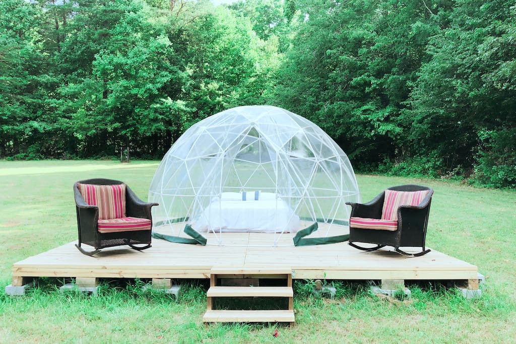 sleep under the moonlight in bubble rooms 星空泡泡屋