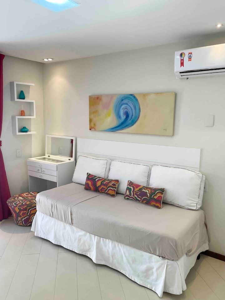 Единечен кревет (широк 150-179 см) и кревет на извлекување 