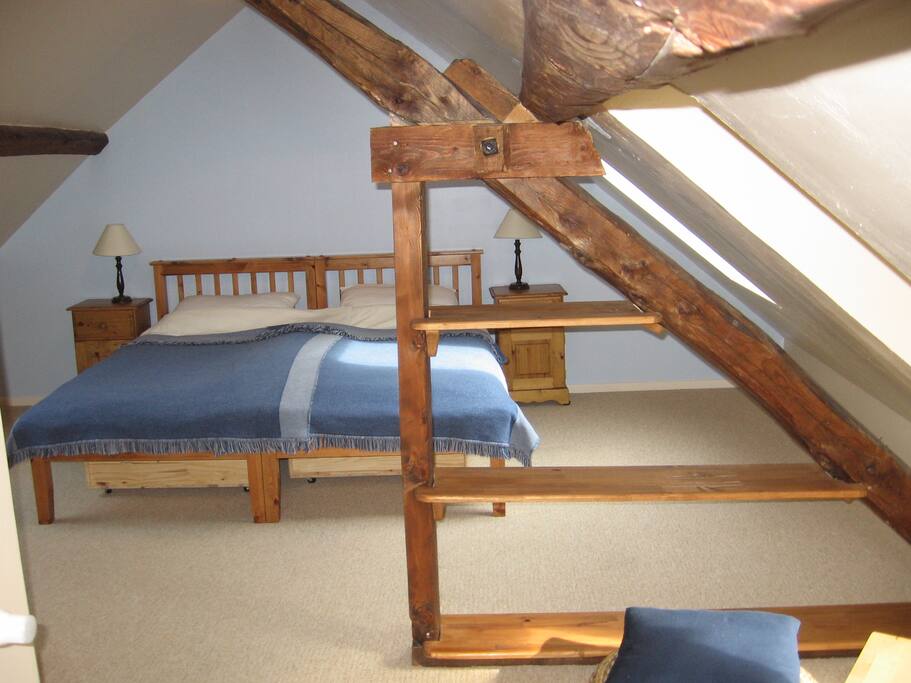 Guest Room.