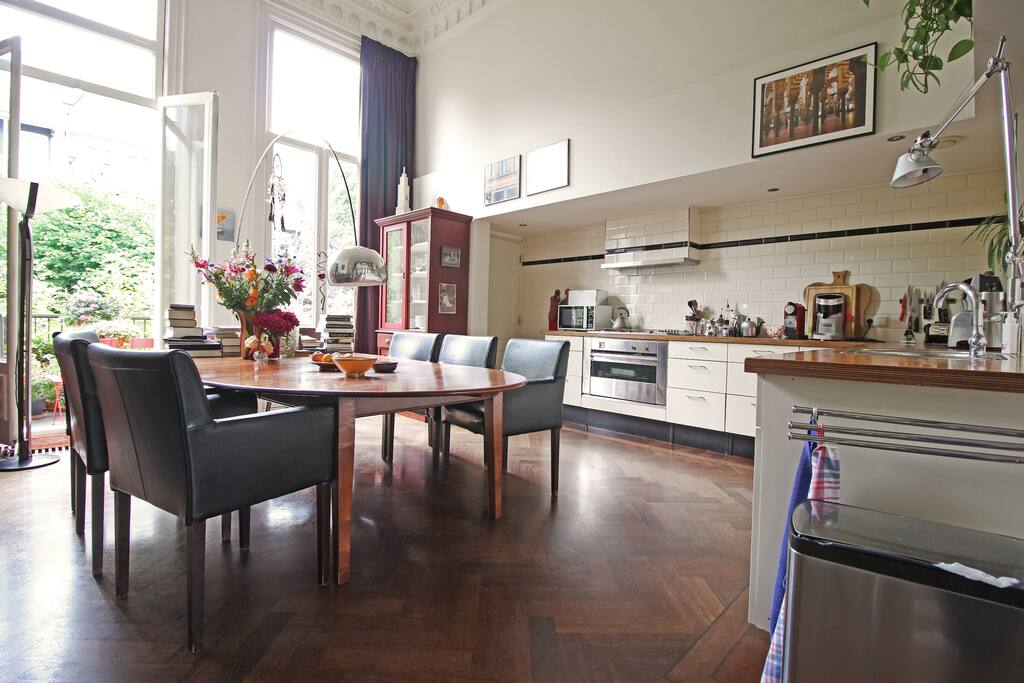 The kitchen is big and fully equipped