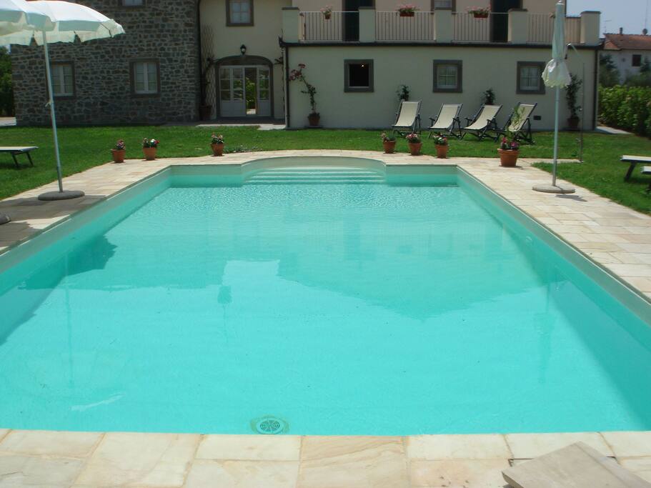 Large 12m x 6m pool