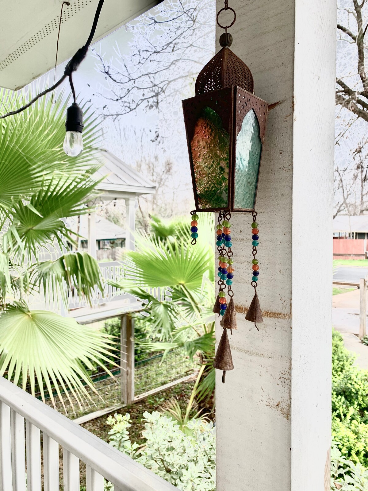 Charming East Cottage . Close to Airport