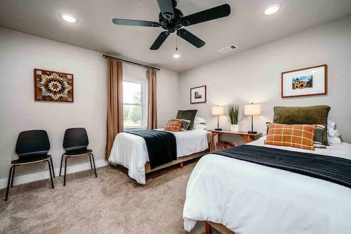 საძინებელი 4