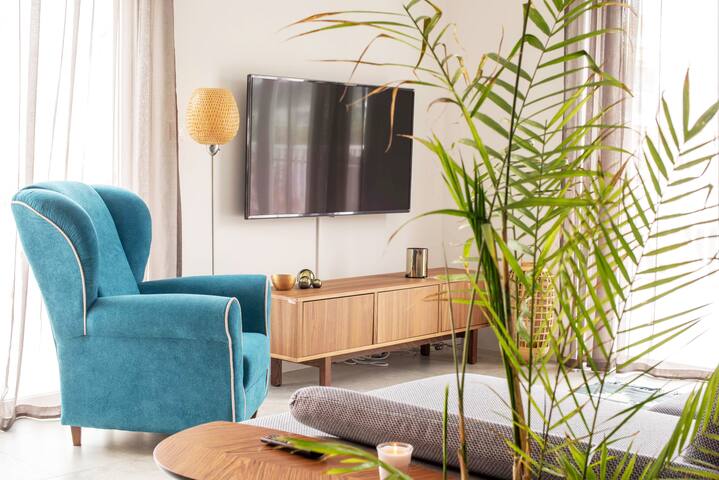 Penthouse Style Apt – Acropolis uninterrupted view gallery image 2