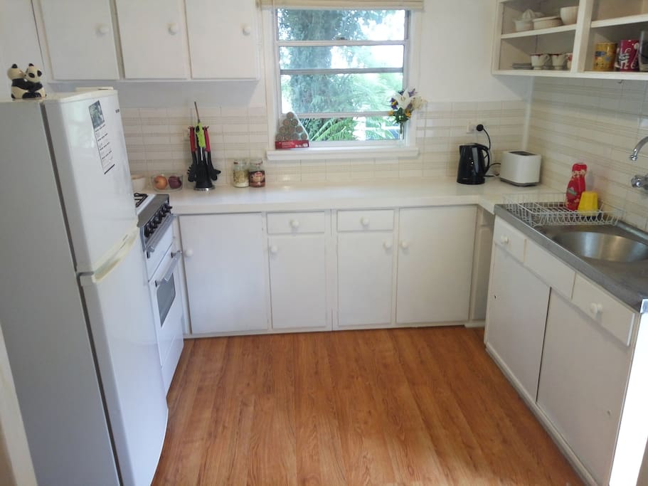 Full equipped kitchen
+Microwave, Oven, Grill and Panini Maker. Oils, spices, herps incl.