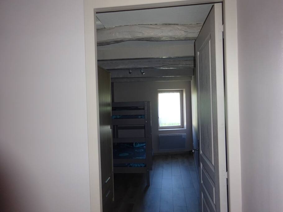 Chambre 2 - lits superposés