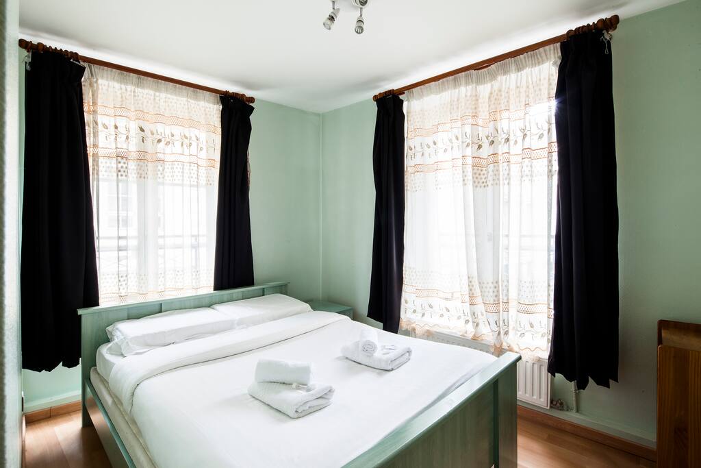 Second Bedroom : Double bed
