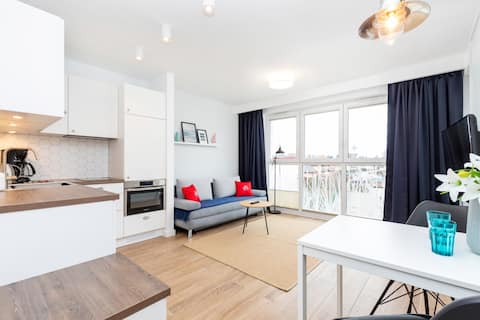 Cozy Apartment with Balcony | 400 m to the Beach