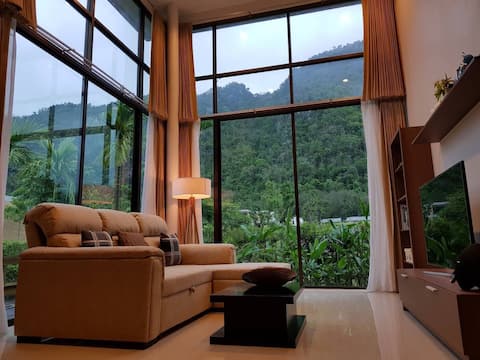 Che Elpend, Khao Yai