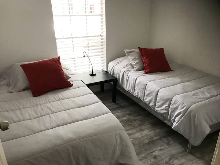 غرفة النوم 1