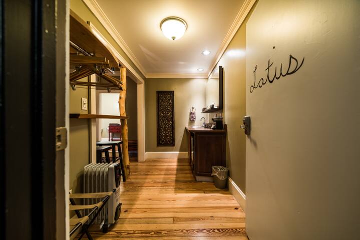 Airbnb Bloomington Vacation Rentals Places To Stay