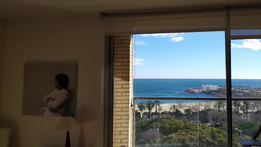 Greatest sea views and city skyline gallery image 3