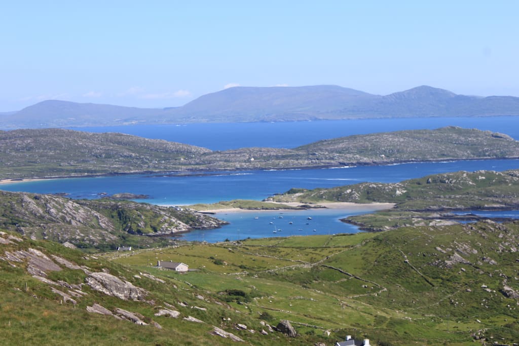 15 min drive to Derrynane beach