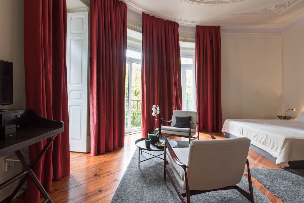 Your spacious Luxury Design Suite