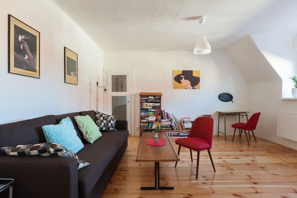Spacious living room with sofa - full double comfy.