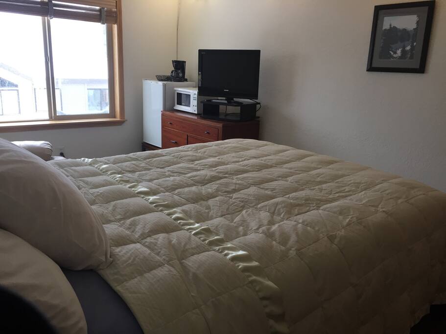 Queen bed