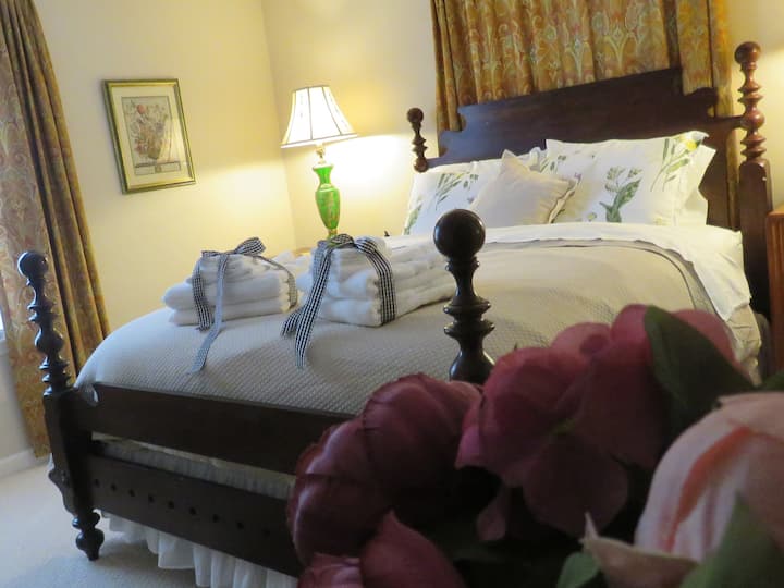 Chambre Queen Size, rez-de-chaussée