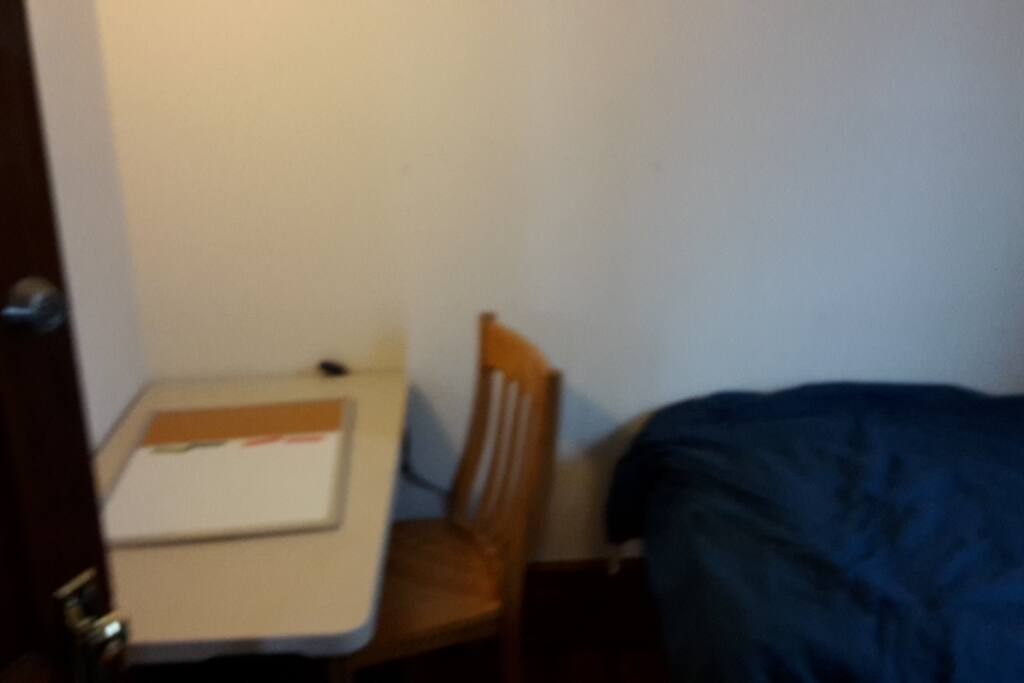 Small work table in room