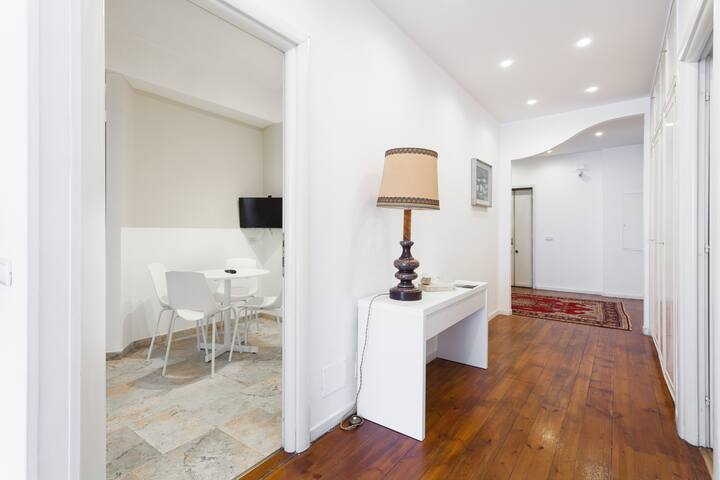 San Pietro Luxury Loft gallery image 3