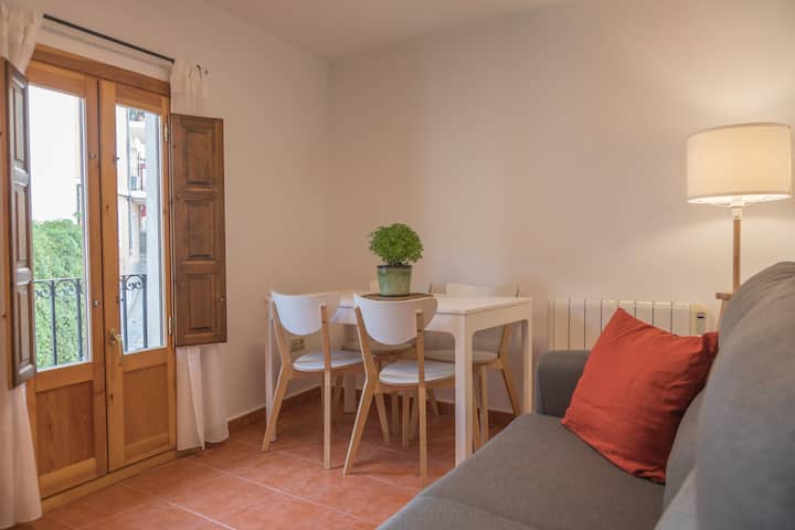 Ideal Parejas. Casco Antiguo. Nuevo Y Tranquilo - Cuenca