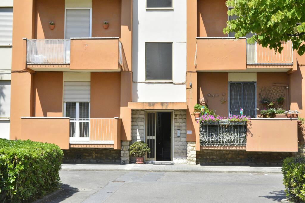 Veduta esterna del condominio