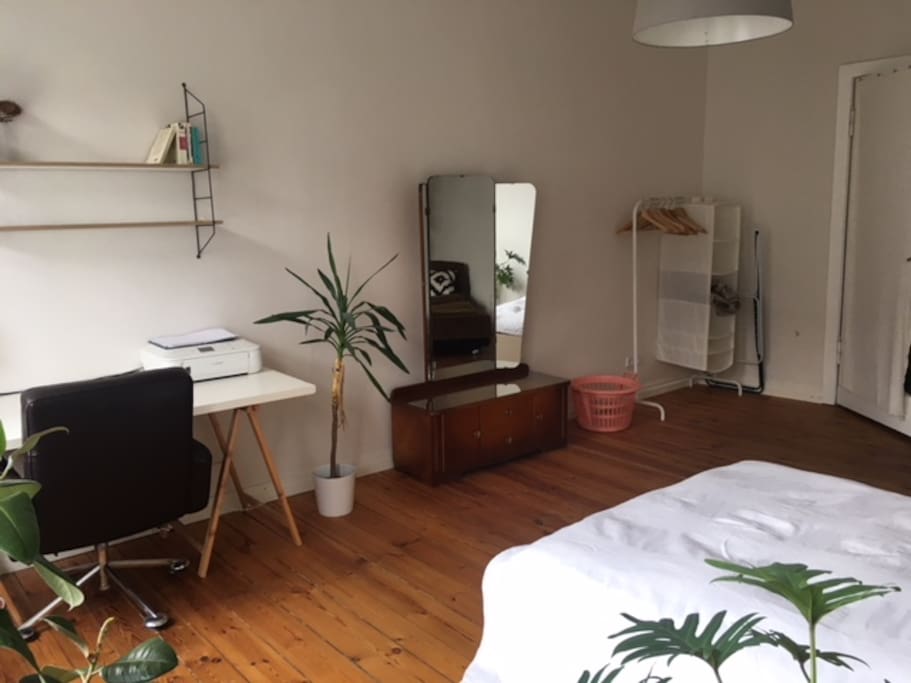 bedroom