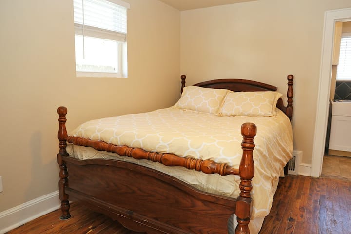 Kitanda cha ukubwa wa malkia