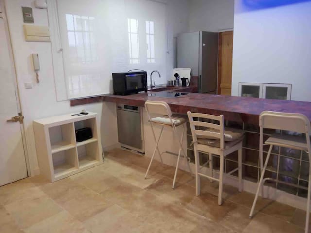 Apartamento recién renovado 3H 3