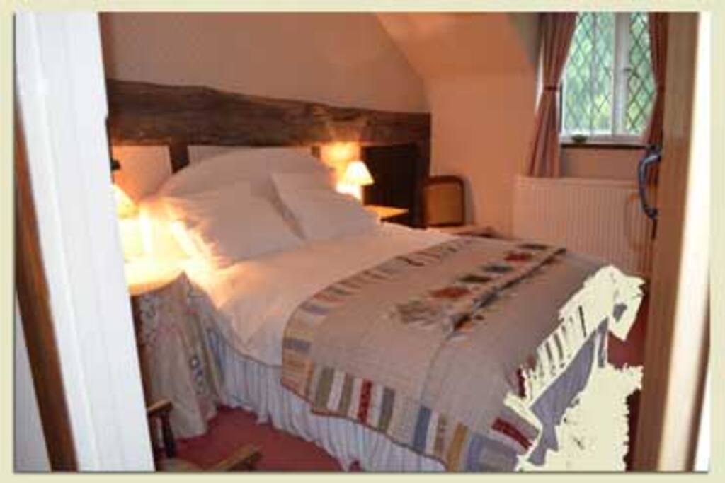 Gorgeous comfy kingsize bed