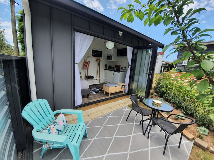 Mount Maunganui Holiday Rentals & Homes Bay of Plenty, New Zealand