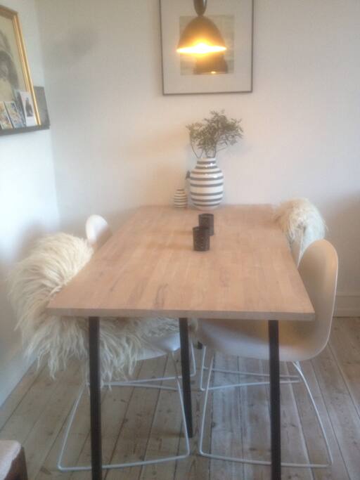 Dining area, all yours