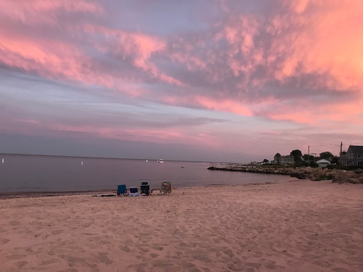 4 BDRM Beachfront Escape to Niantic (East Lyme) Houses for Rent in