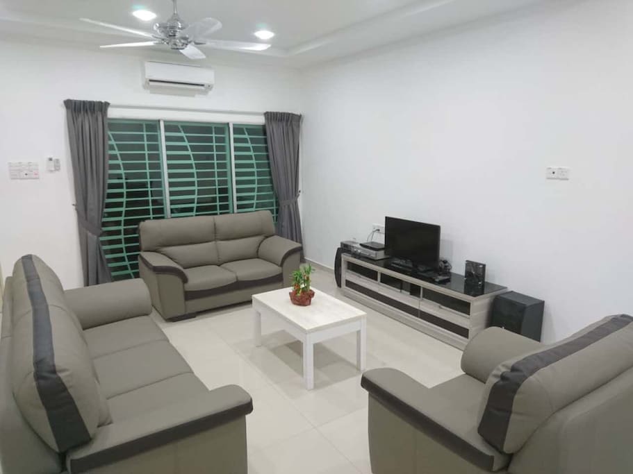 Living Room V