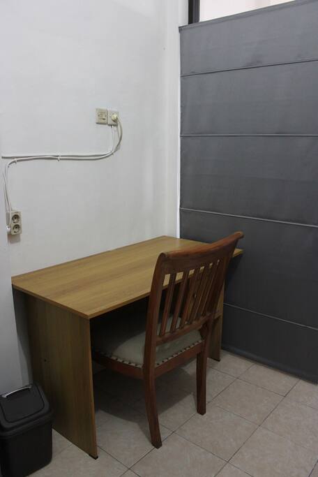 The desk