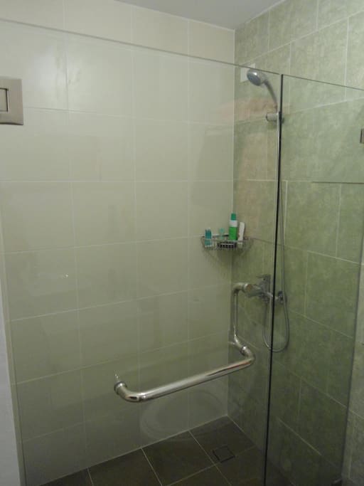 shower with heater