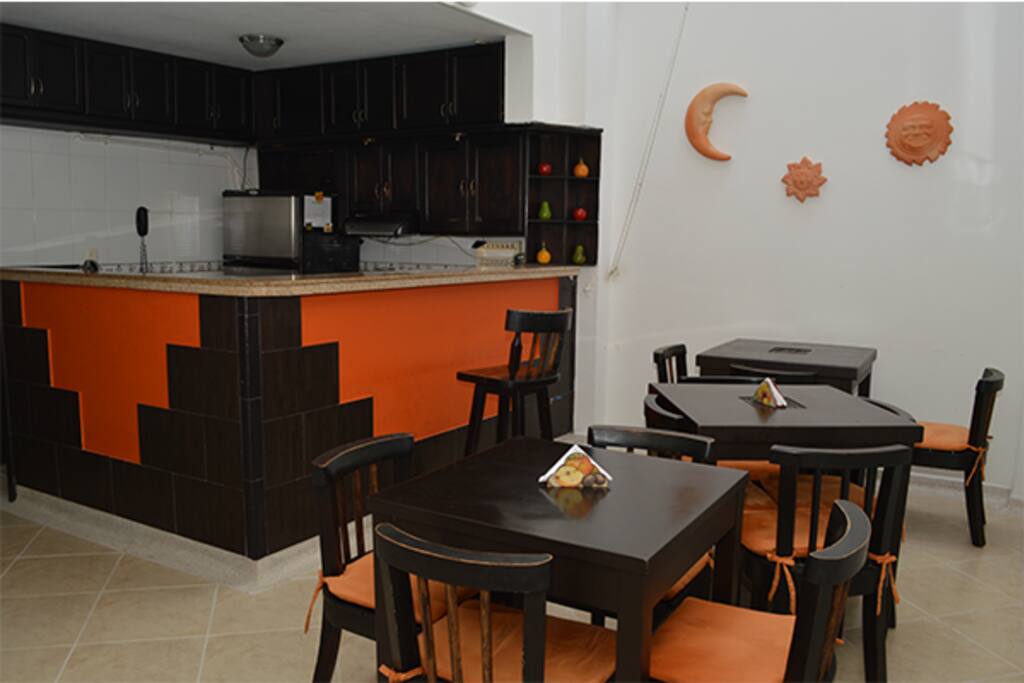 Cocina y comedor