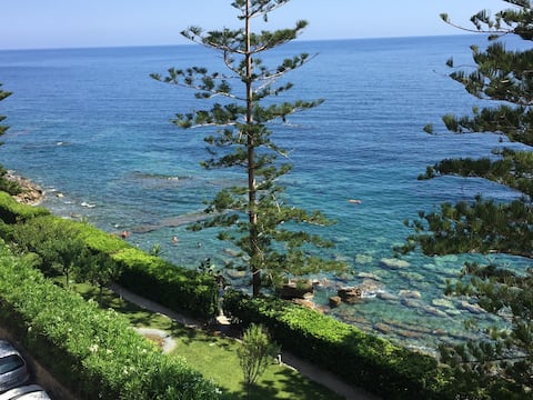 Sea front apartment 008039-LT-0053