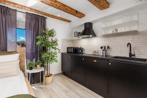 Top Airbnb: Grota 1 in Mjesni Odbor Luka