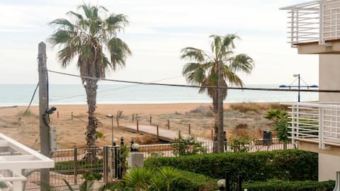 Top Airbnb: Apartment 20 meters from the beach with private bike parking en Peníscola / Peñíscola
