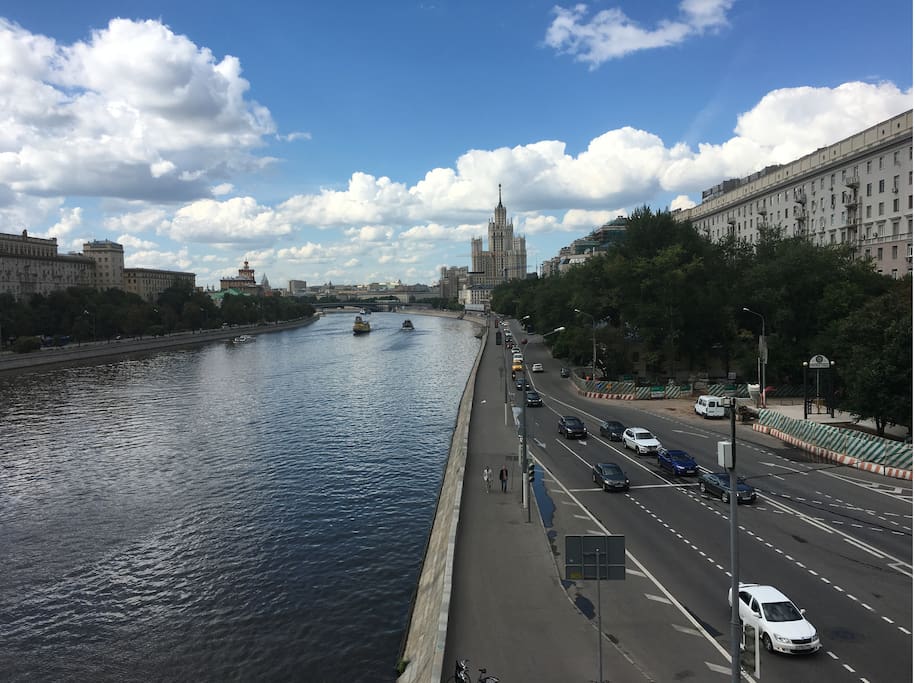 Overlooking Moscow river
