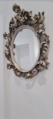 Large 4 bed (sleeps 8) Castle View – refurbished gallery image 5