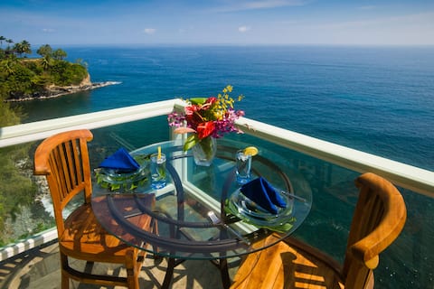 Top Airbnb: Oceanfront Peace of Paradise in Big Island