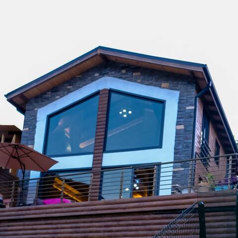 Aile Bungalov
Lake View
Heated Indoor Pool