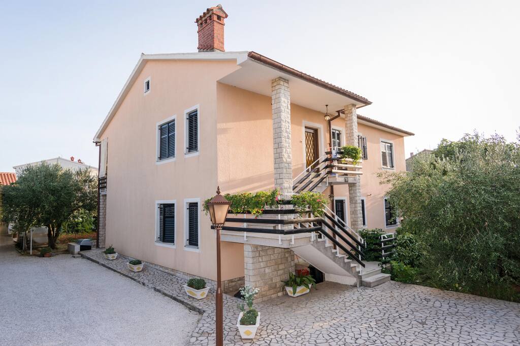 Villa Ana Maria
