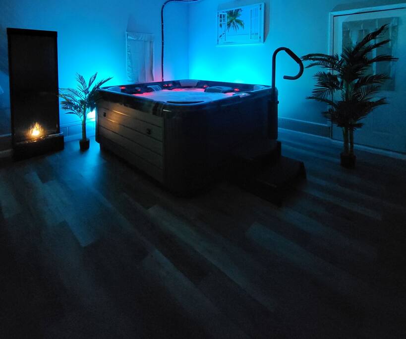 Airbnb Relaxing/Romantic Suite