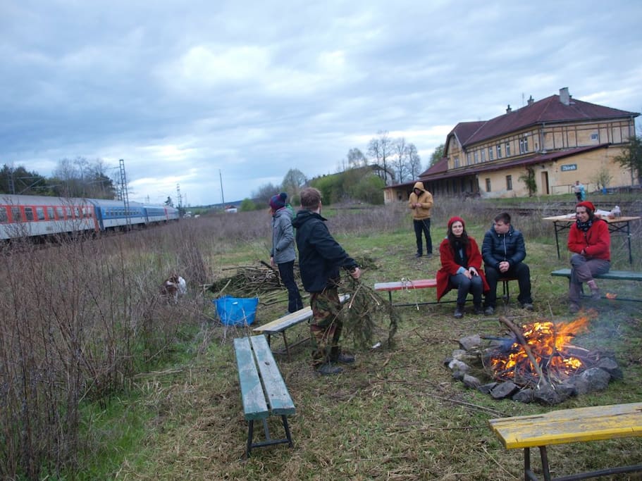 its possible to have a fire here, its on the land of the railway company, so far no complaints. Please let me know before you arrive if you want this option.